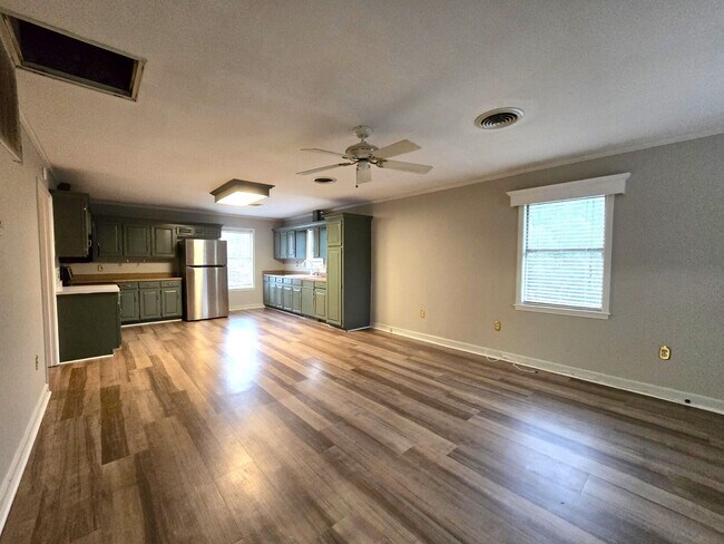 Foto del edificio - 2370 Wedgefield Rd