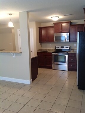 Foto del edificio - 4325 NW 53rd Ter