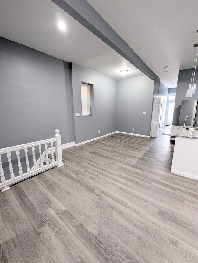 Foto del edificio - 3438 Oregon Ave