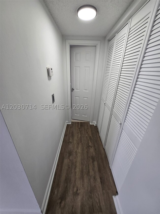 Building Photo - 13499 Biscayne Blvd