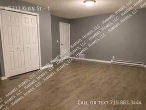 Building Photo - W5313 Klein St