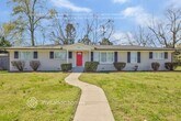 Foto principal - 907 Trinity Dr