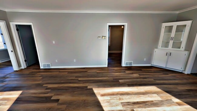 Building Photo - 1520 Durand St