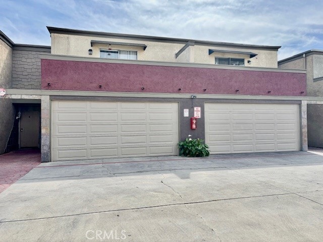 Building Photo - 17181 Elm Lane