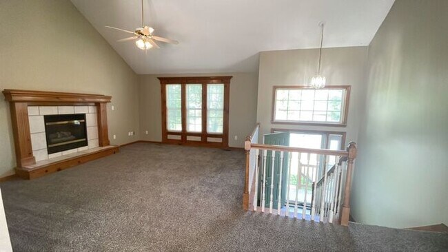 Building Photo - 4-Bedroom, 2.5-Bathroom home in Belton