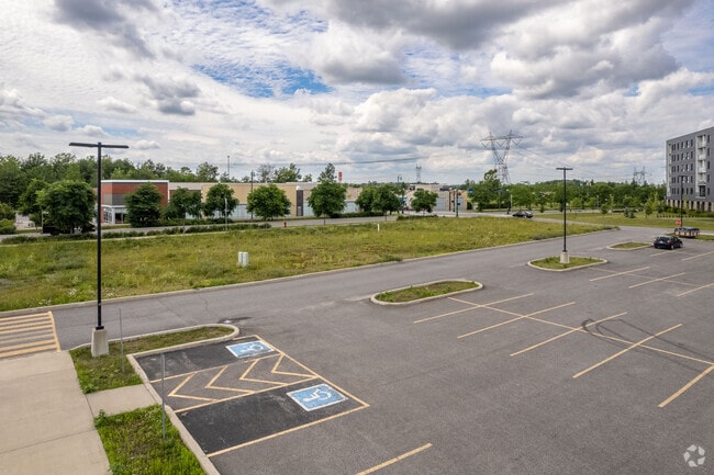 Photo du bâtiment - LUSTRA