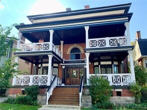 Building Photo - 246 Bryant St