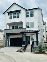 Building Photo - 8847 Waterleaf Ln