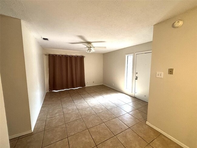 Foto del edificio - 411 Live Oak St