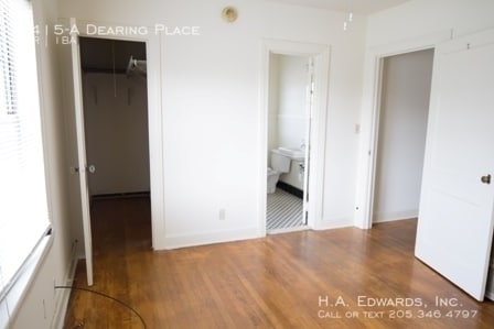 Foto del edificio - 1415 Dearing Pl