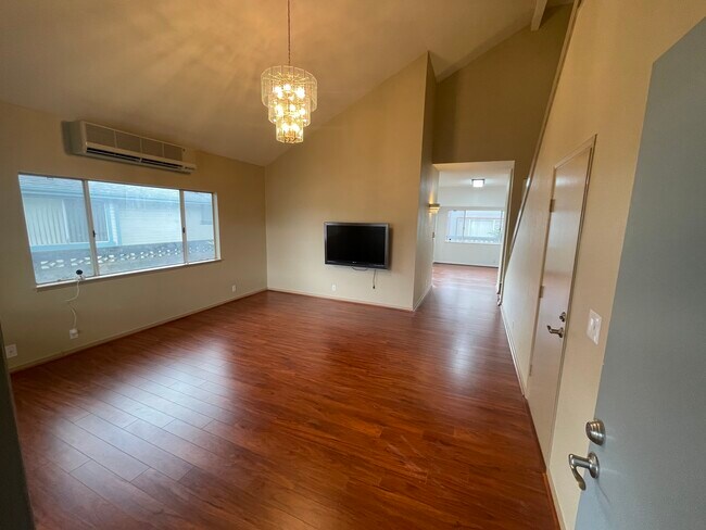 Living Room - 95-218 Mua Plz
