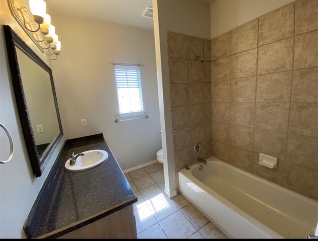 Building Photo - 17629 Gold Dr