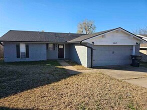 Building Photo - 4621 SE Mieling Dr