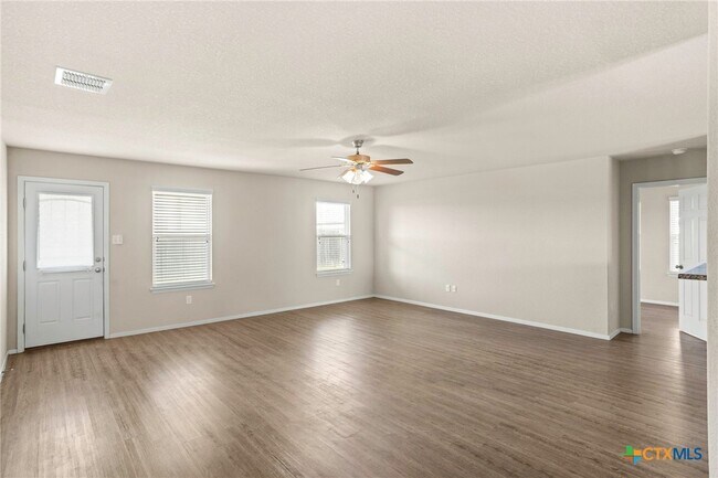 Building Photo - 306 Benelli Dr