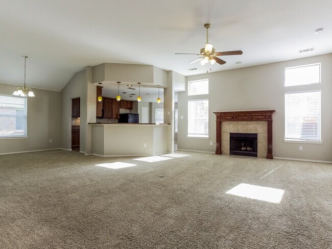 Foto del edificio - 4413 Corner Brook Ln