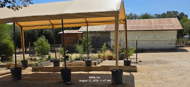 Building Photo - 4904 Estrella Rd