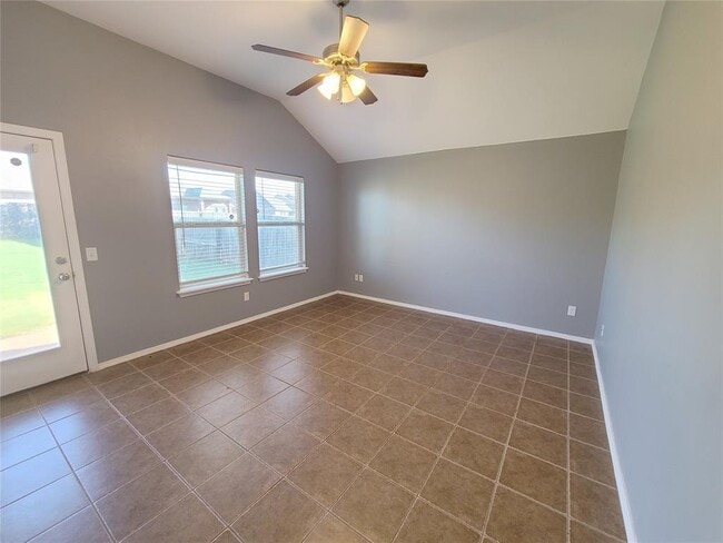 Foto del edificio - 2609 NW 184th St