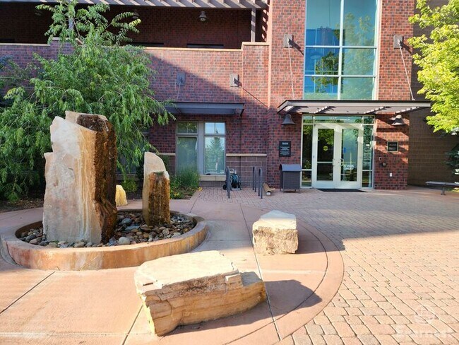 Building Photo - 3301 Arapahoe Ave