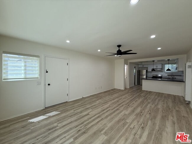 Building Photo - 25226 Loytan St