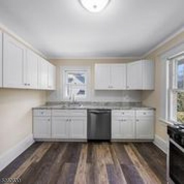 Building Photo - 36 Smull Ave