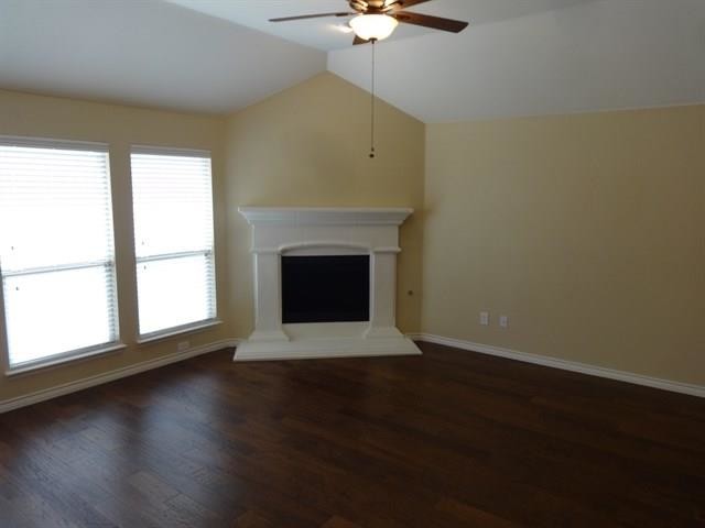 Building Photo - 805 Max Dr