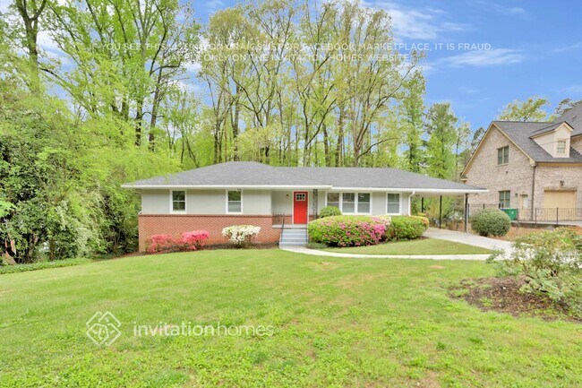 Building Photo - 3007 Lavista Ct