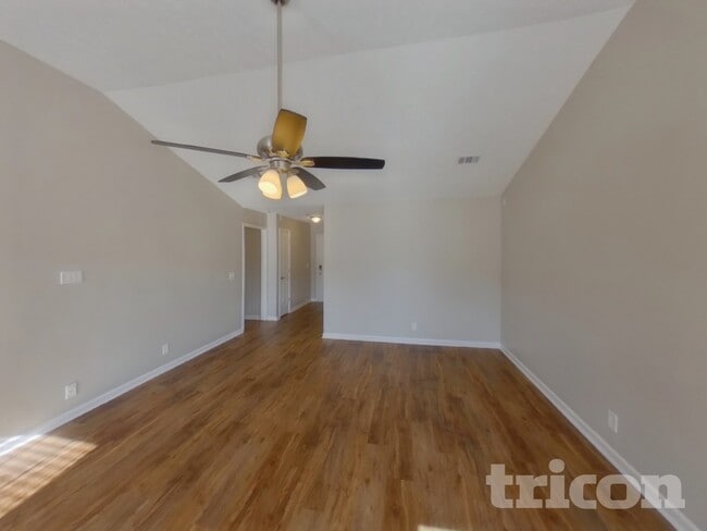 Foto del edificio - 3107 Donard Ct