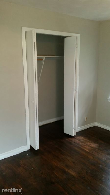 Building Photo - 3 br, 2 bath House - 1332 Gillette St