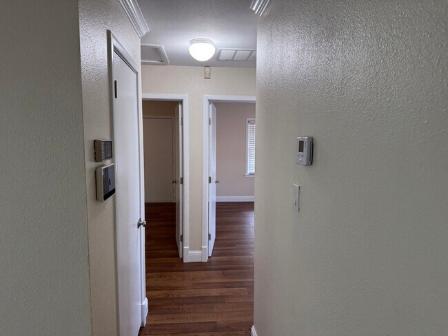 Foto del edificio - 6015 8th Ave