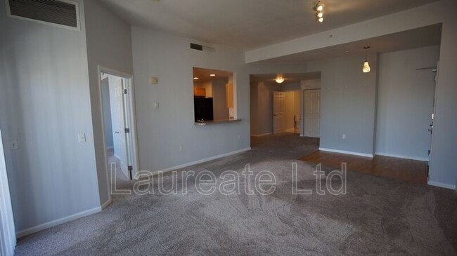 Foto del edificio - 475 W 12th Ave