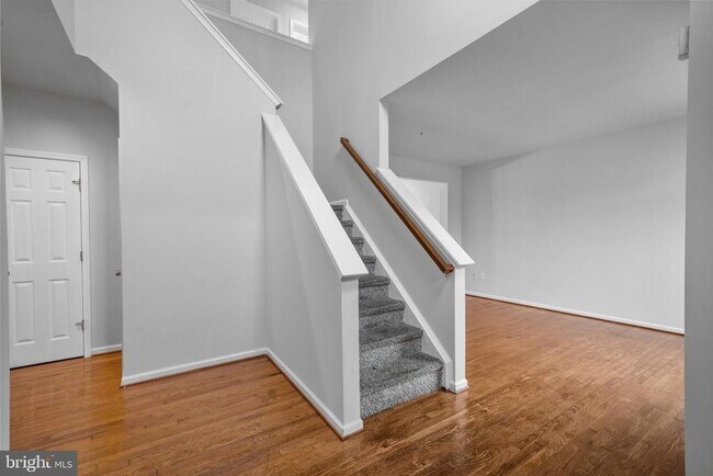 Foto del edificio - 21375 Lookout Dr