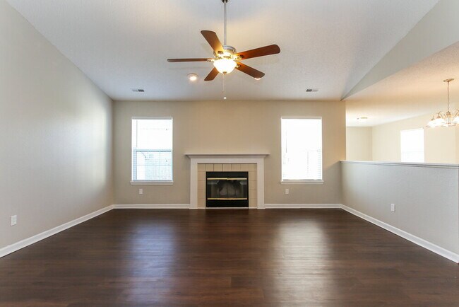 Foto del edificio - 4052 Caddy Way