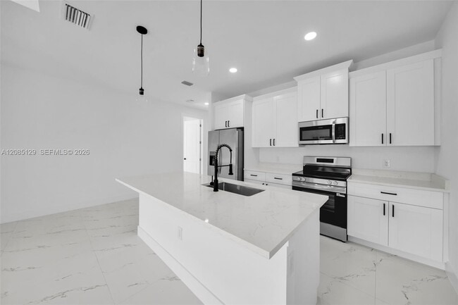 Building Photo - 4746 27th St SW