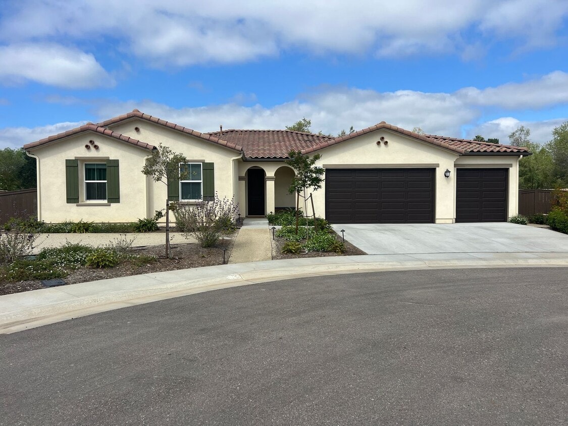 2649 Hummingbird Glen, Escondido, CA 92029 House Rental in Escondido