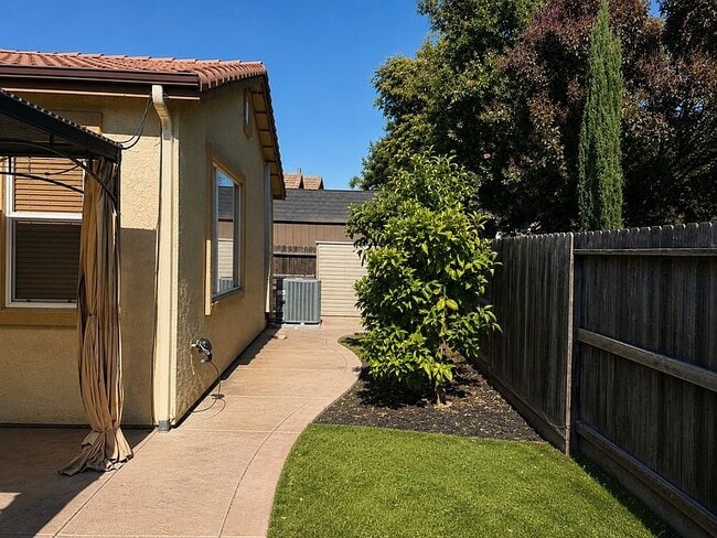 Foto del edificio - 1482 Moonbeam Way