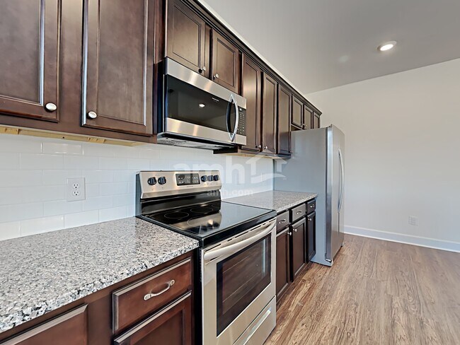 Building Photo - 2932 Throneberry Lane