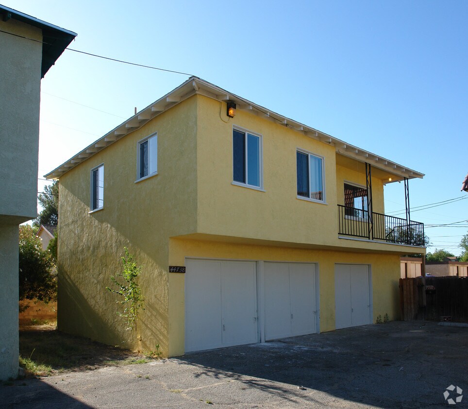 Building Photo - 44734 Gadsden Ave