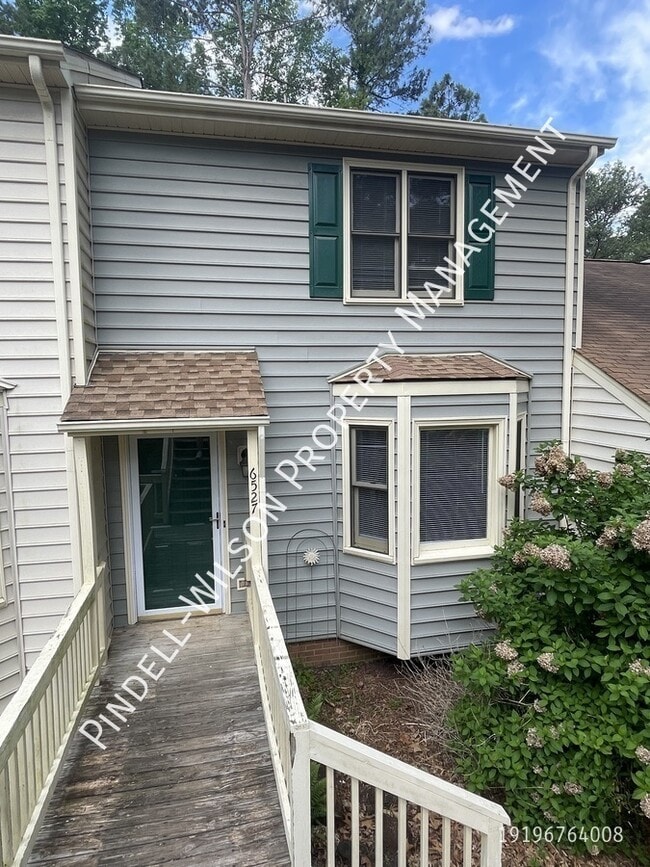 Building Photo - 6527 English Oaks Dr