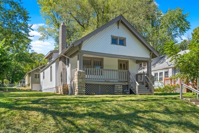 Building Photo - 3 br, 2 bath House - 6628 Lydia Avenue