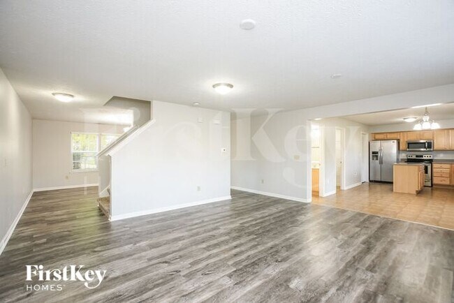Foto del edificio - 11104 Ellsworth Ln