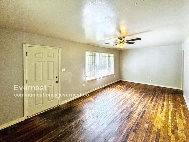 Building Photo - 2649 Brookwood Dr