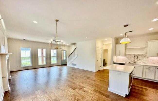 Building Photo - 4 BR Southaven- The Cottages at Silo Square AVAILABLE FOR MOVE IN 2/15/26