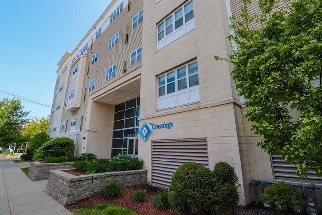 Building Photo - 140 Railroad Ave