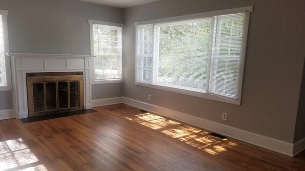 Foto del edificio - Spacious 3 Bedroom Home