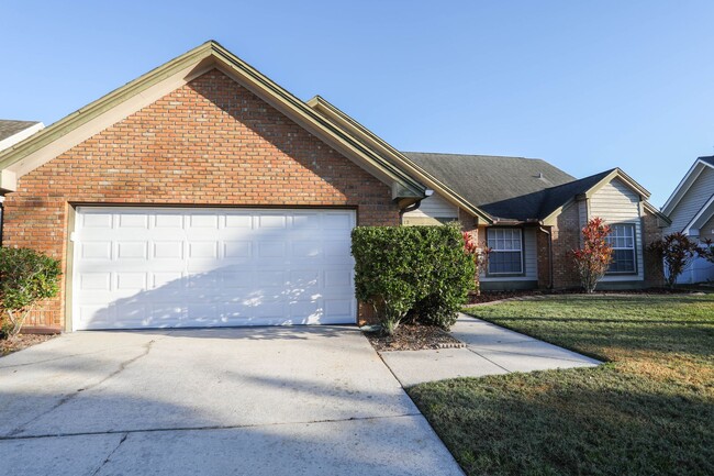 Building Photo - 512 White River Dr