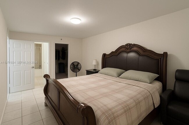 Foto del edificio - 9686 Fontainebleau Blvd