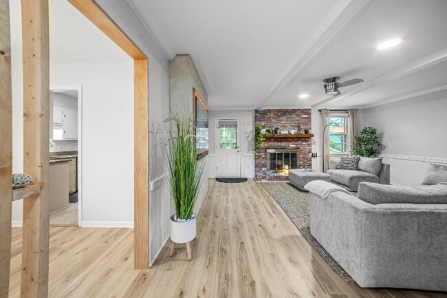 Foto del edificio - 7835 Wessex Ln