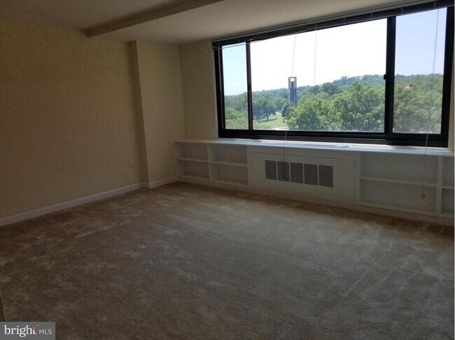 Foto del edificio - 1011 Arlington Blvd