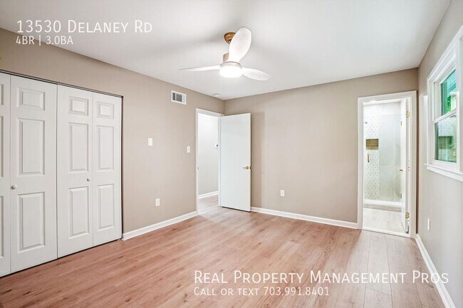 Foto del edificio - 13530 Delaney Rd