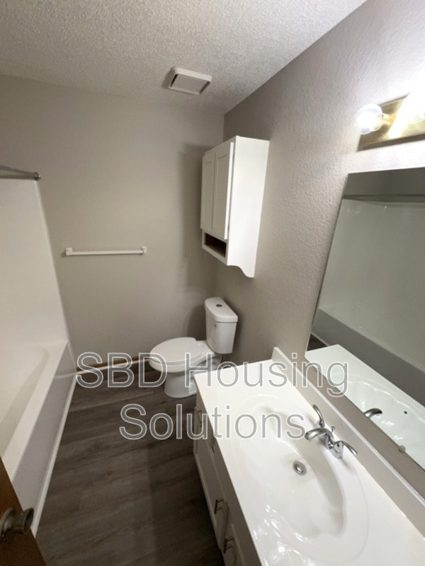 Building Photo - 16606 E Gudgell Rd